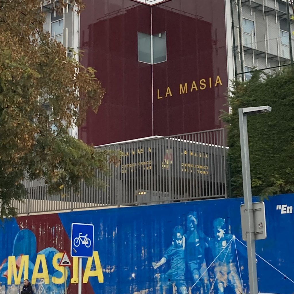 Barcelona získala na odchovancoch približne 130 miliónov eur.