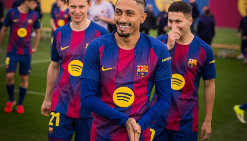 Raphinha pokračuje v tradícii Ronaldinha