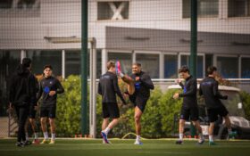 Žltý varovný signál pred zápasom proti Newcastlu