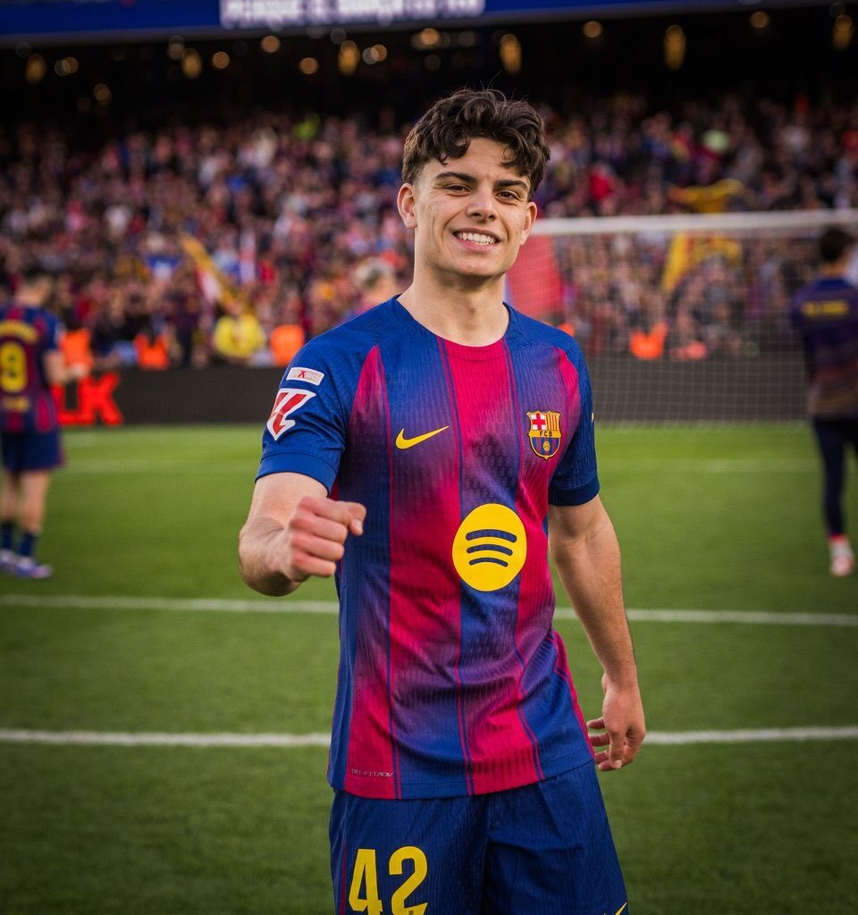 Xavi Espart v domácom drese Barcelony na Camp Nou