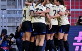 Barca nebo Bayern? Odvetný zápas rozhodne, kdo si zahraje finále Ligy mistryň 2026