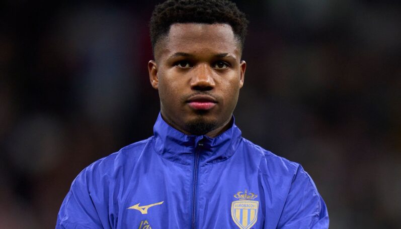 Ansu Fati v Monaku. Klub je odhodlane ho kúpiť pod podmienkou