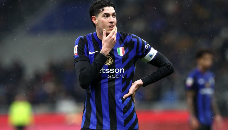 záujmu Barcelony o Bastoniho