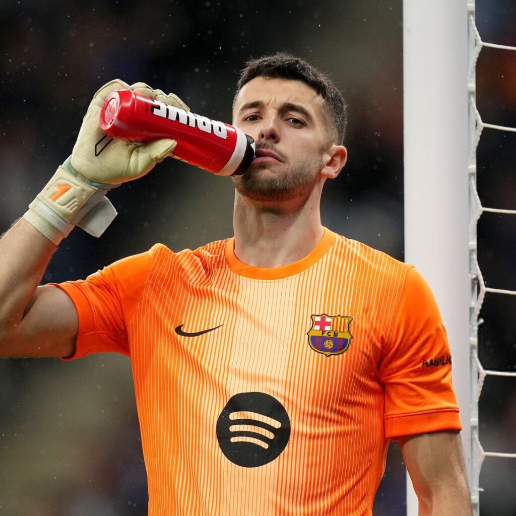 Joan García už odohral za Barcu toľko zápasov ako Szczesny