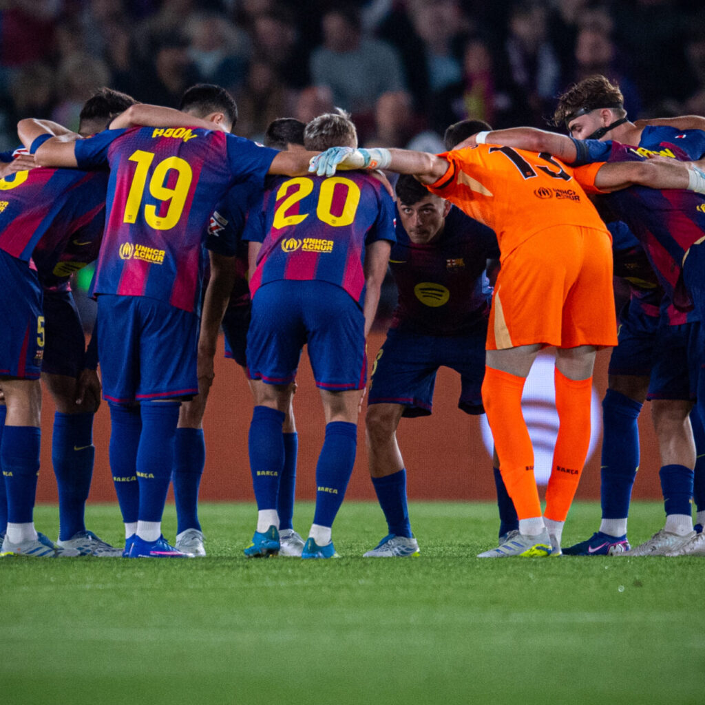 Osem hráčov Barcelony nominovaných do tímu sezóny LaLigy