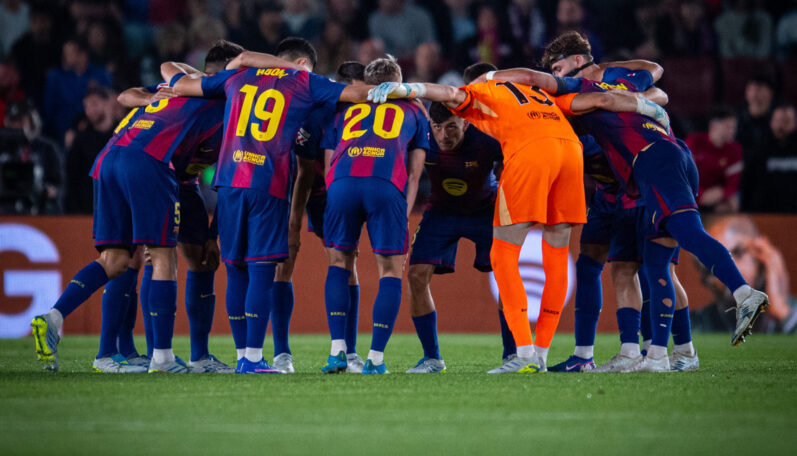 Osem hráčov Barcelony nominovaných do tímu sezóny LaLigy