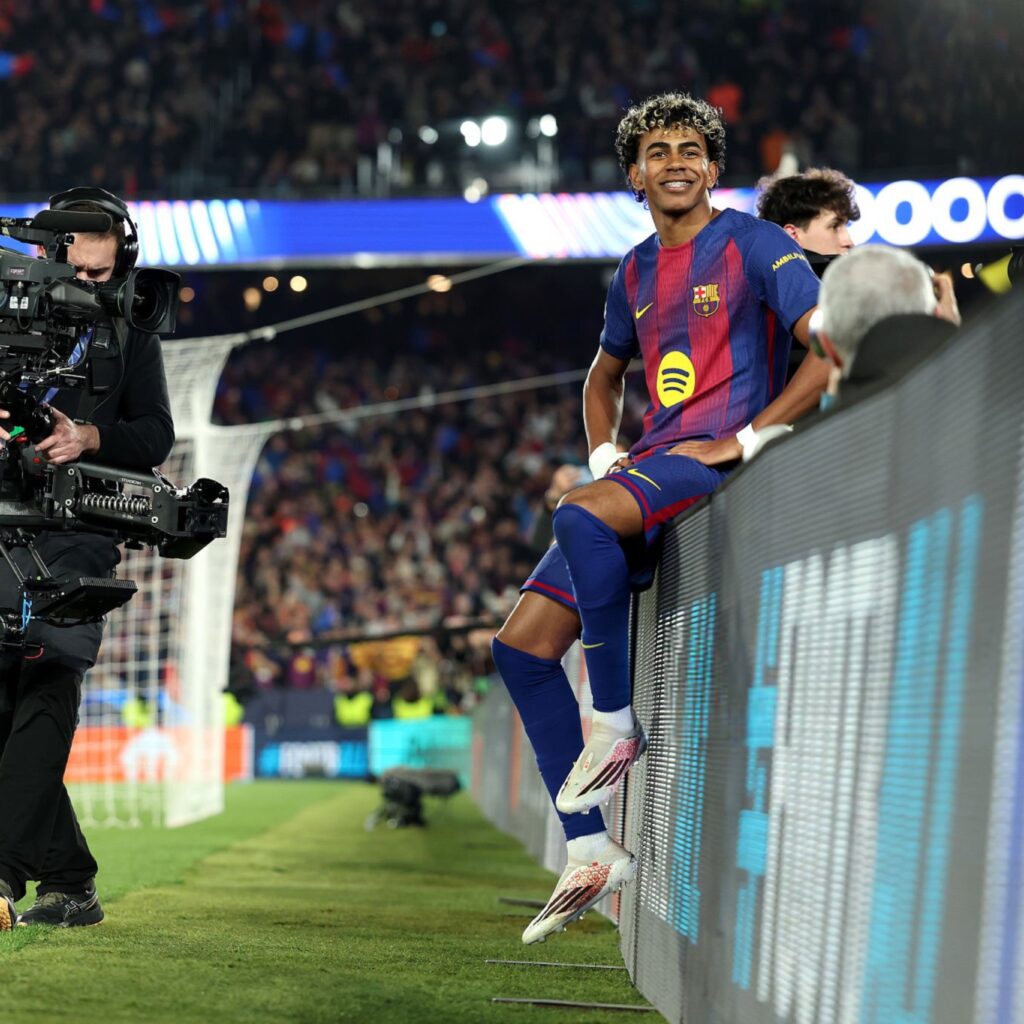 L’Equipe odhaľuje zárobky Lamine Yamal v Barcelone. Čísla ukazujú jeho plat, bonusy a výhodnú zmluvu v FC Barcelona.