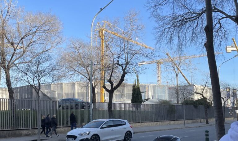 Barca sa plánuje opäť presun na Montjuïc
