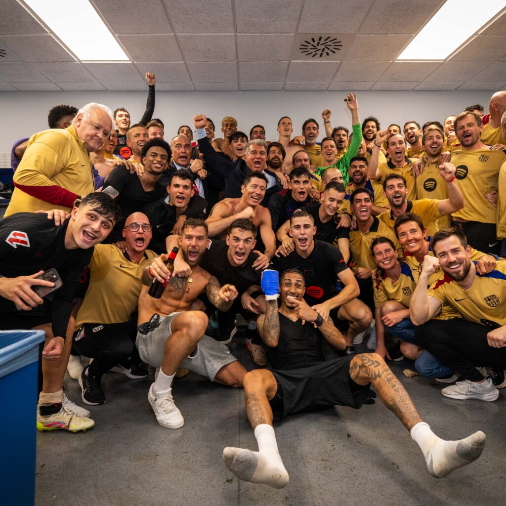 Šesť hráčov Barcelony v tíme sezóny LaLigy