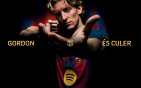 OFICIÁLNE: Anthony Gordon sa stal hráčom Barcelony