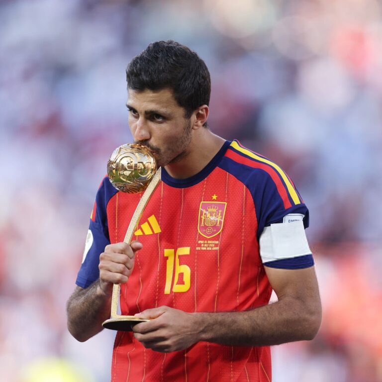 Rodri sa pripája k Barcelone