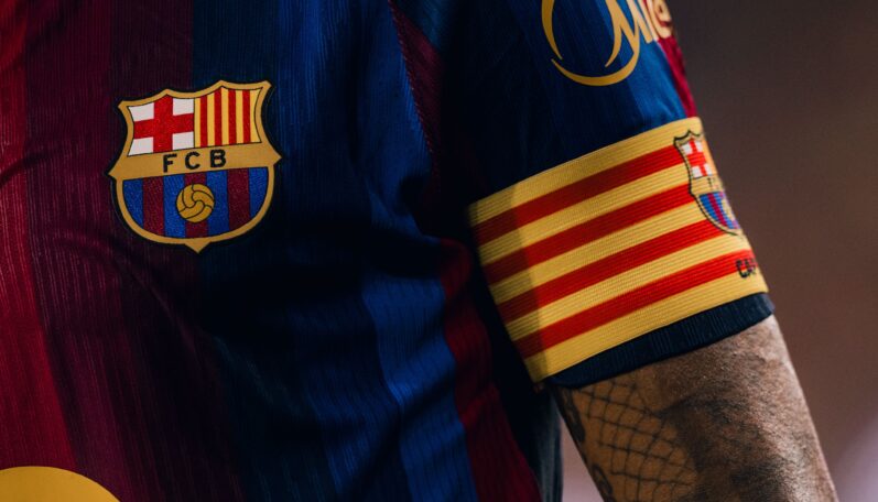 Barcelona nasadila najmladšiu jedenástku v histórii Camp Nou