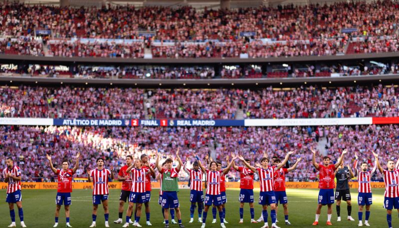 Prestaňte obťažovať rozhodcov Atlético Madrid "útočí" na Mourinha