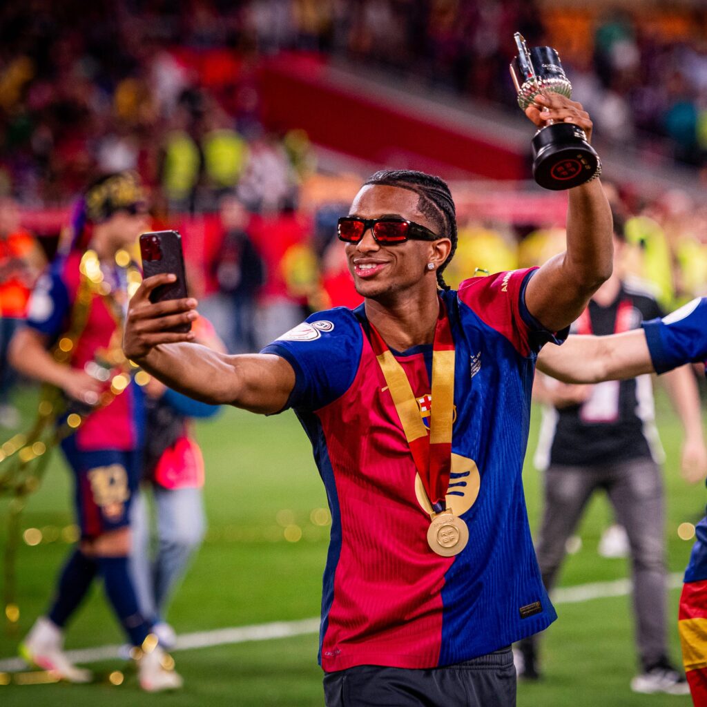 Alejandro Balde dostáva druhú šancu. Pred Barcelonou ho čaká dôležitá skúška